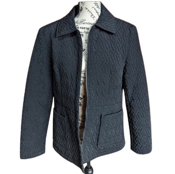 ✨ Esprit Size M Black Quilted Zip Up Jacket – Lined, Cozy & Stylish 🧥 - Picture 13 of 13